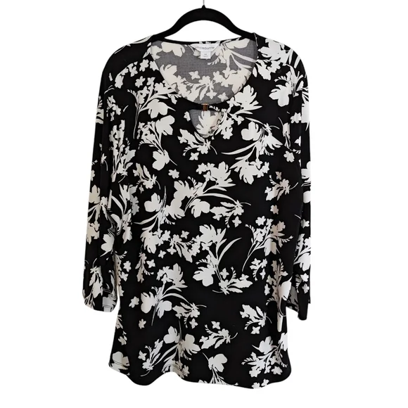 Liz Claiborne Floral 3 qtr. length Sleeved Blouse black and white Size 1X - Picture 3 of 10